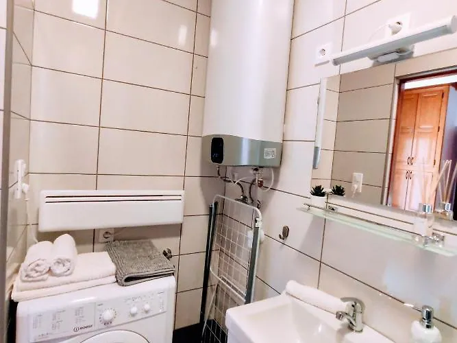 Apartament Kishid Vendeghaz